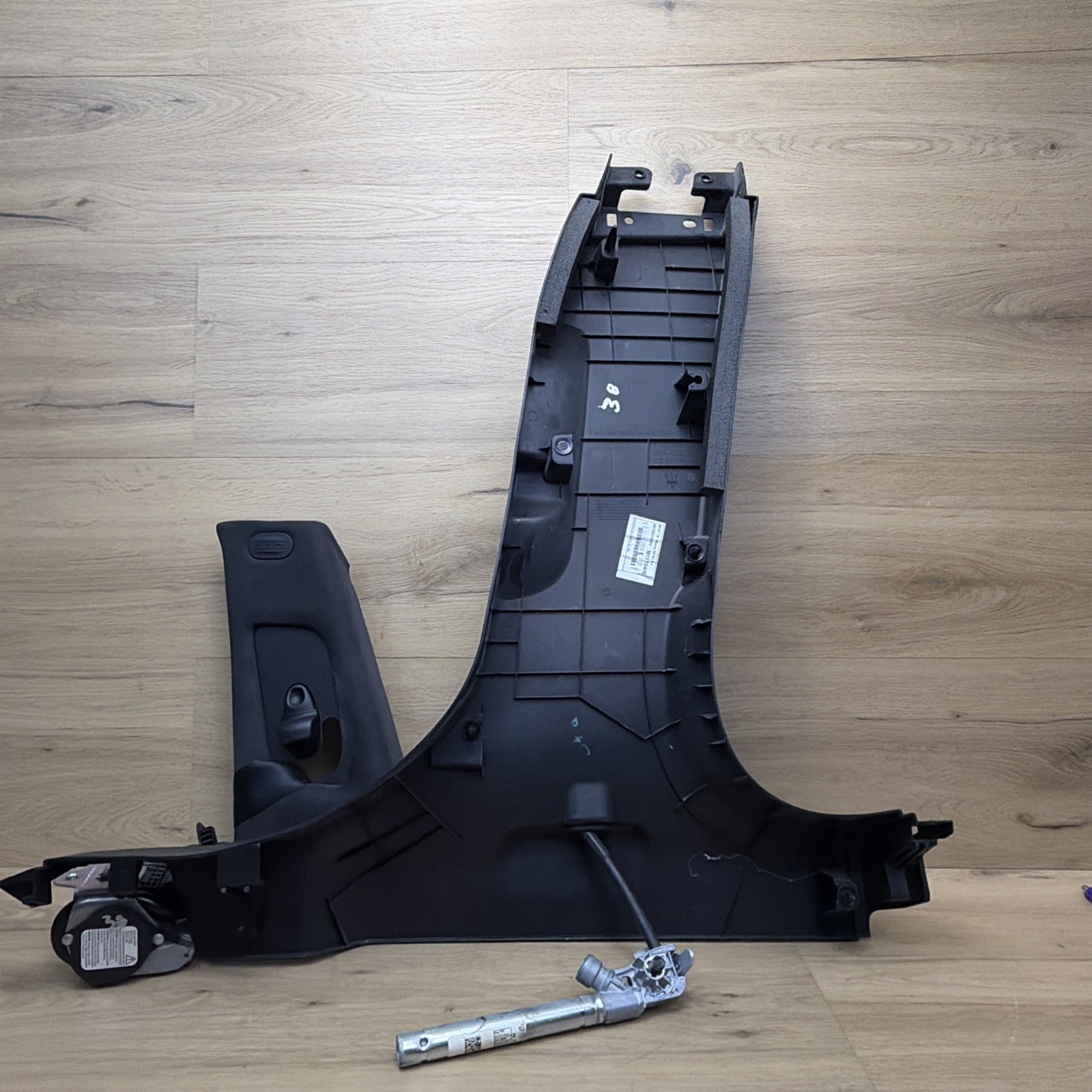 🟢14-2019 MASERATI GHIBLI M157 OEM LEFT FRONT SEAT BELT RETRACTOR 6700174360🟢