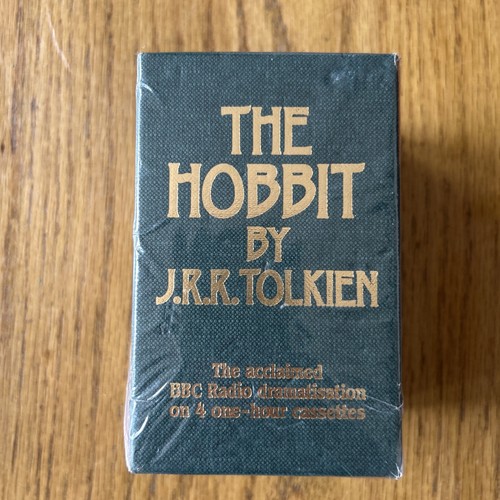 Der Hobbit von J.R.R. Tolkien, 4 BBC Kassetten.