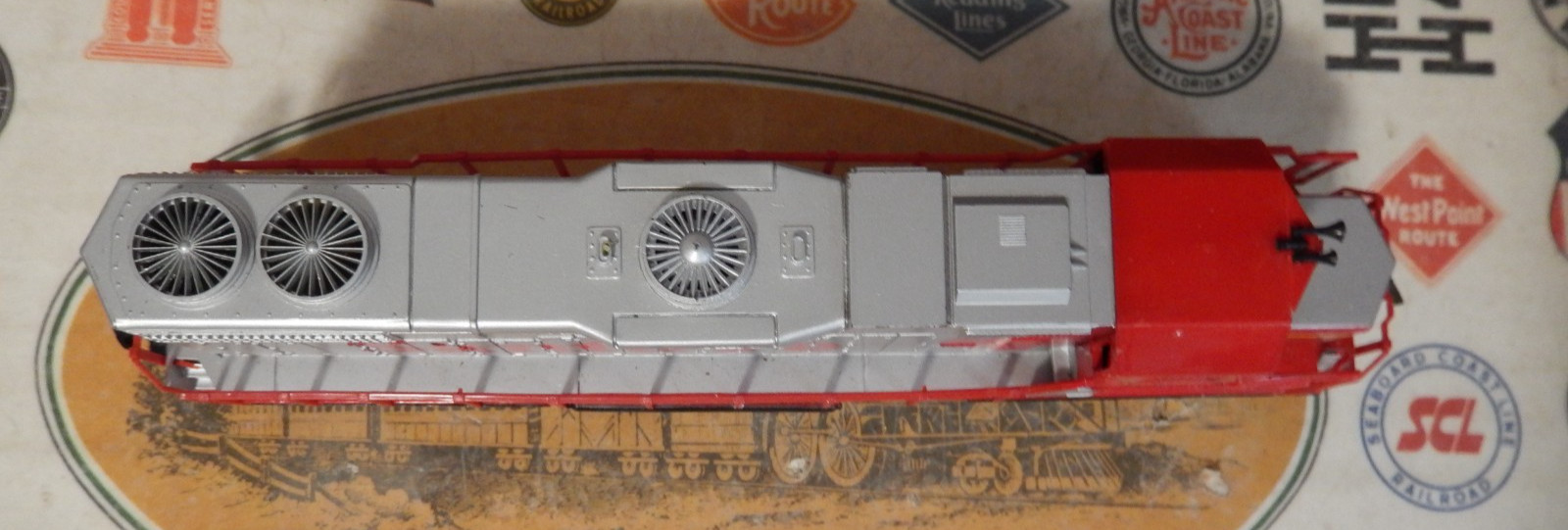 HO scale Life-Like Santa Fe GP 38 POWERED Diesel #3500**NICE LQQK*** thumbnail 5