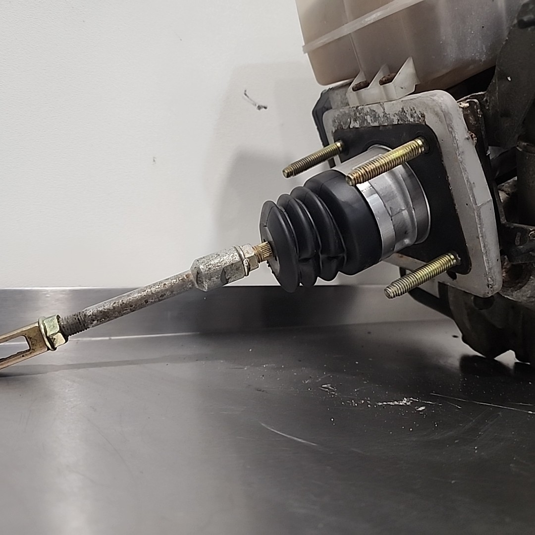  03 2004 Toyota 4Runner Lexus GX470 ABS Brake Booster Pump Assembly AISIN OEM 