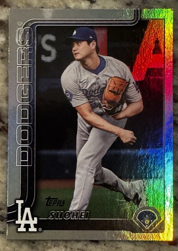 2025 Topps Series 2 Shohei Ohtani #400 Rainbow Foil Los Angeles Dodgers