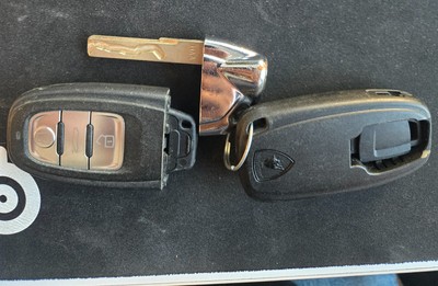 ◼️本日削除予定。Lamborghini キーレスエントリーキー 2016 Lamborghini Huracan 3 Button Key Fob Smart Key Remote