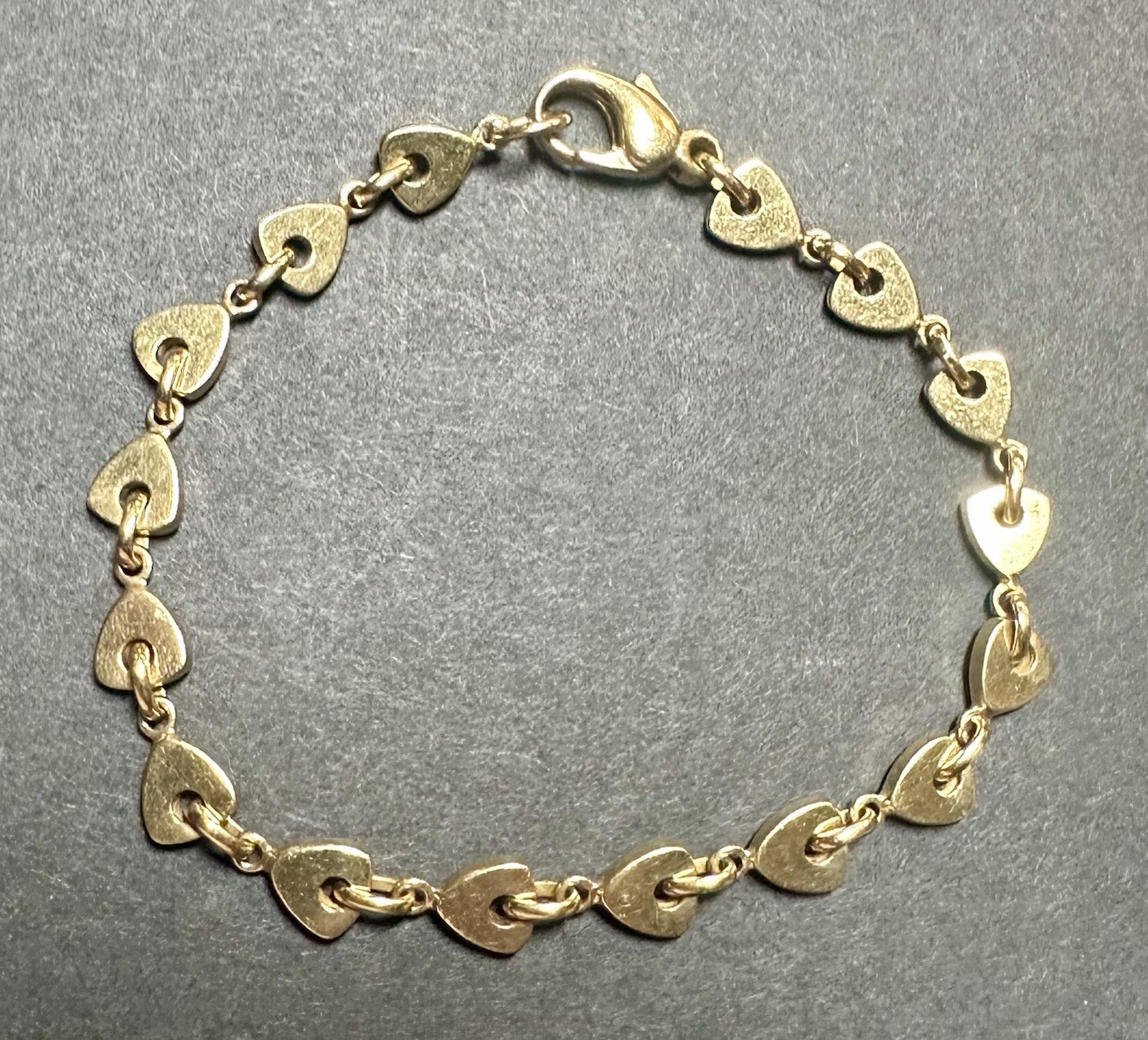 VTG Signed Roman 750 18K Yellow Gold Solid Heart Mariner Link 8” Bracelet 17.4g