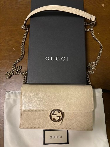 GUCCI Interlocking G Leather Chain Wallet Shoulder Bag Off-White