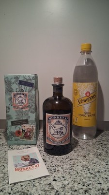 Gin Monkey 47 Schwarzwald Dry Gin Traveller Compendium 0,5 Liter Flasche 07/2023