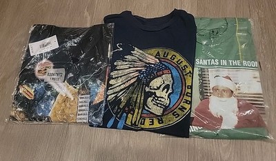 T-SHIRT LOT OF 3 Size Small Laser Kitty August Burns Red Indian Office Santa 
