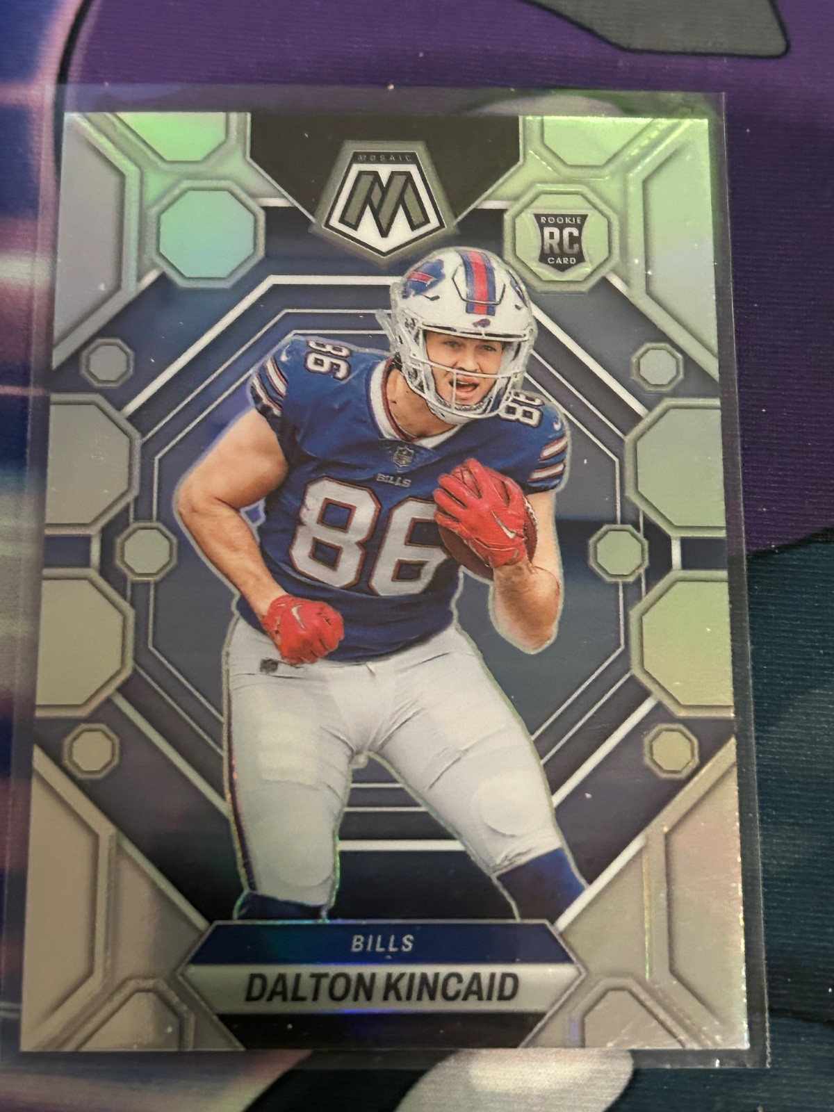 2023 Panini Mosaic - Rookies Dalton Kincaid #305 Silver Prizm (RC)