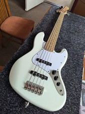 Squier Jazz Bass V - 5 String Bass Guitar
