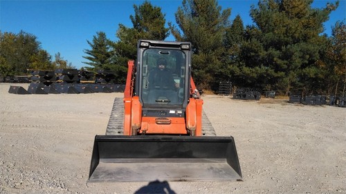 2015 KUBOTA SVL90-2 Skid Steer