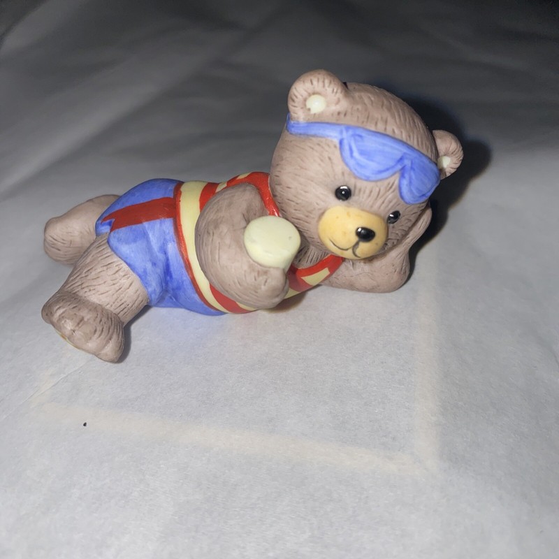 BC Bronson Porcelain Bears of Distinction Figurine - Beach Bear New no box