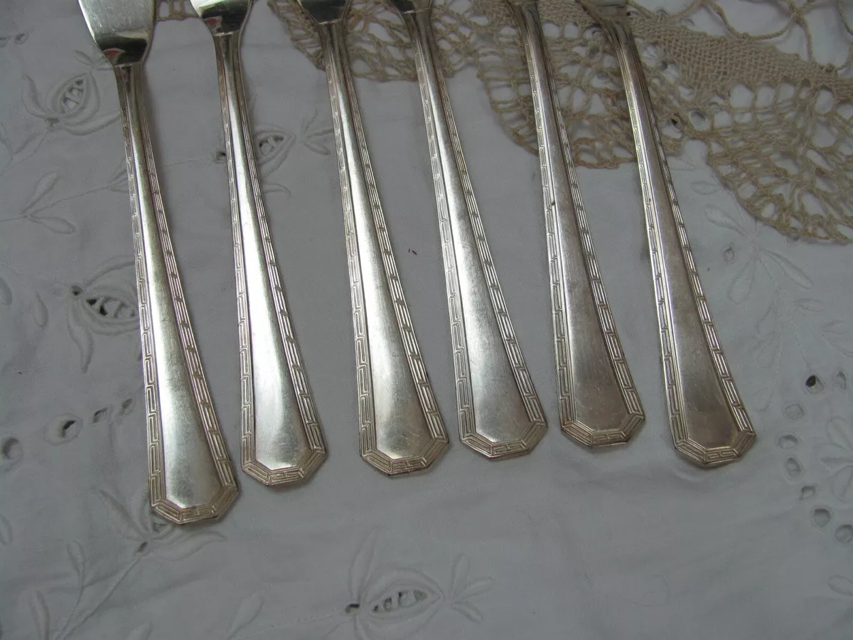Wolff silverware shop