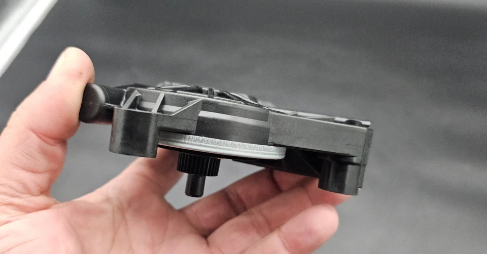 Dodge Durango 2011-2025 puerta trasera derecha ventana regulador motor Foto 4 de 4