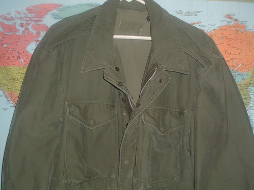 ARMY M51 FIELD JACKET SIZE LARGE IN 