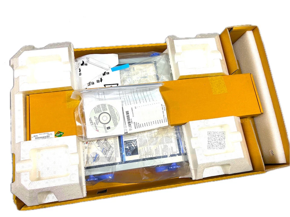 Servidor electrónico 88632RU I Open Box IBM xSeries 366 8863-AC1 Xeon 3,66 GHz 6 GB de RAM Foto 2 de 4