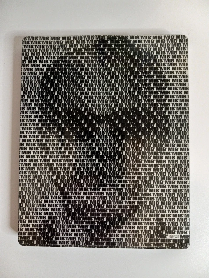 Men in Black 3 (Blu-ray Steelbook, 2012) NO DVD - Imagem 2 de 3