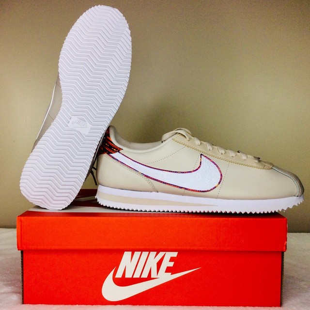 Nike Women's Classic Cortez SE Blur/Bio Beige - 902856-900
