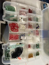 Lot Of Assorted Beads - Christmas Colors And Themes