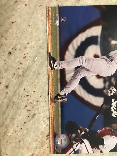 NY Yankees Jim Leyritz autographed 8x10 phot “ Boston sucks” - Picture 3 of 3