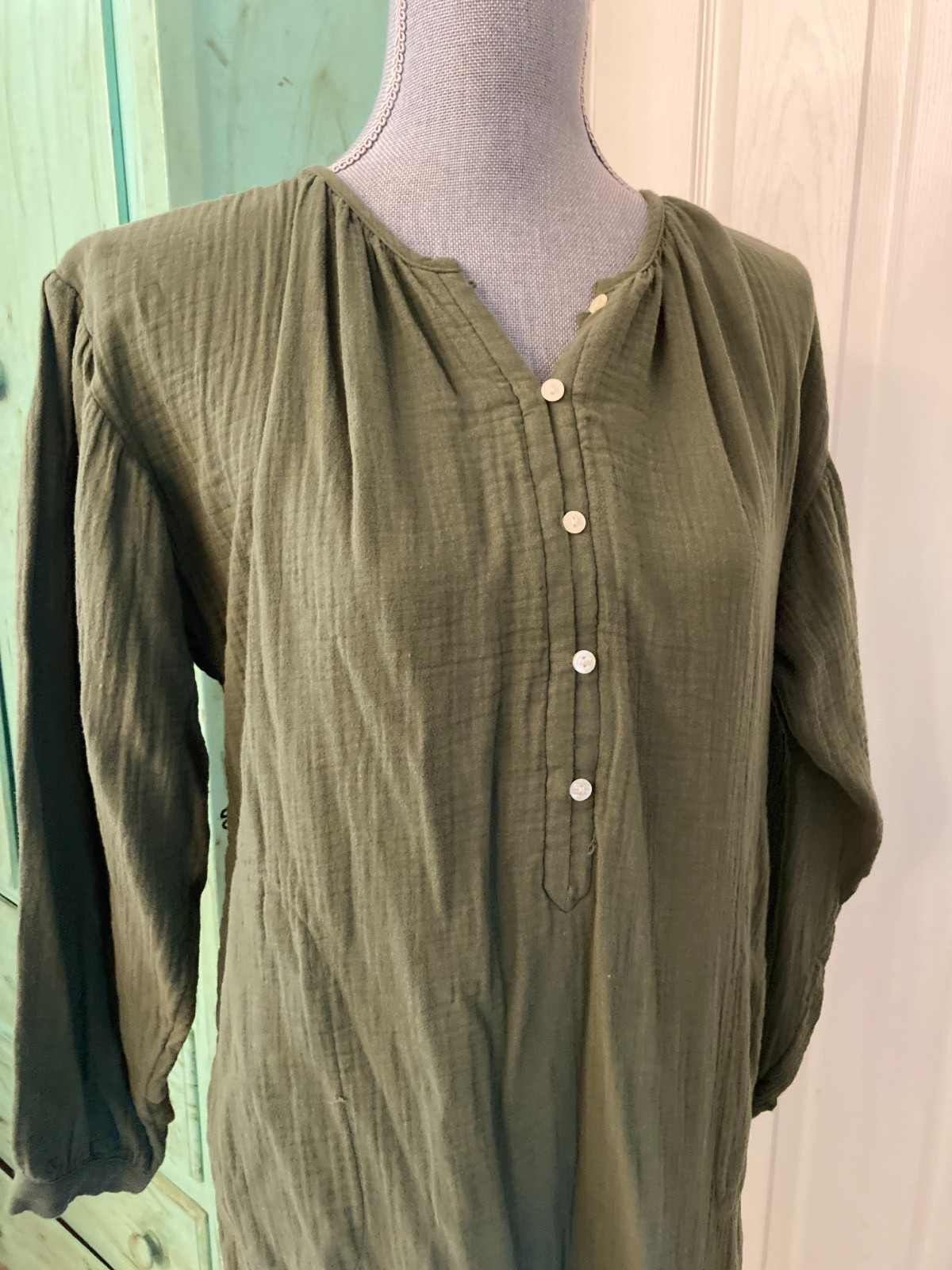 UNIVERSAL THREADS, LONG SLEEVE, BUTTONED, SHIFT L… - image 7