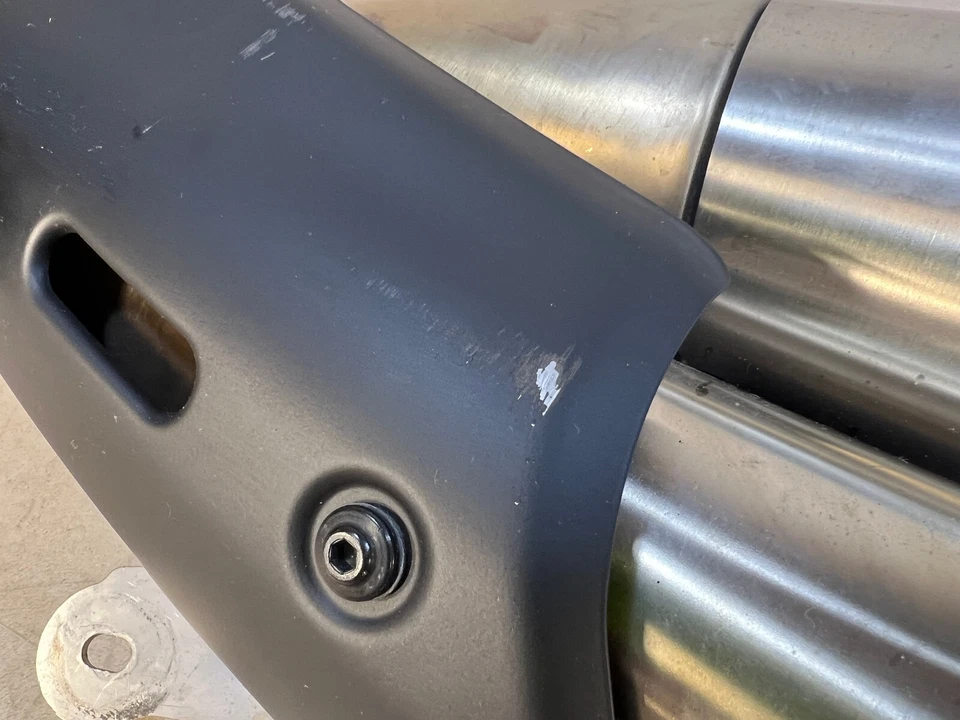 Silenziatore scarico marmitta Ducati Diavel 1200 2011-2014 anno 57321211B - Immagine 4 di 4