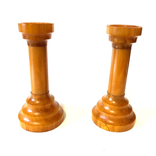 Set of 2 Catalin/Bakelite Candlestick holders in excellent condition!