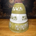 Vintage Pyrex Spring Blossom Nesting Bowls (3)- Crazy Daisy