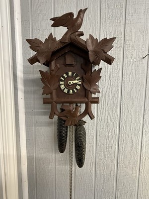 Vintage Hubert Herr German Cuckoo Clock 2 Weight Bird Maple Leaf Working