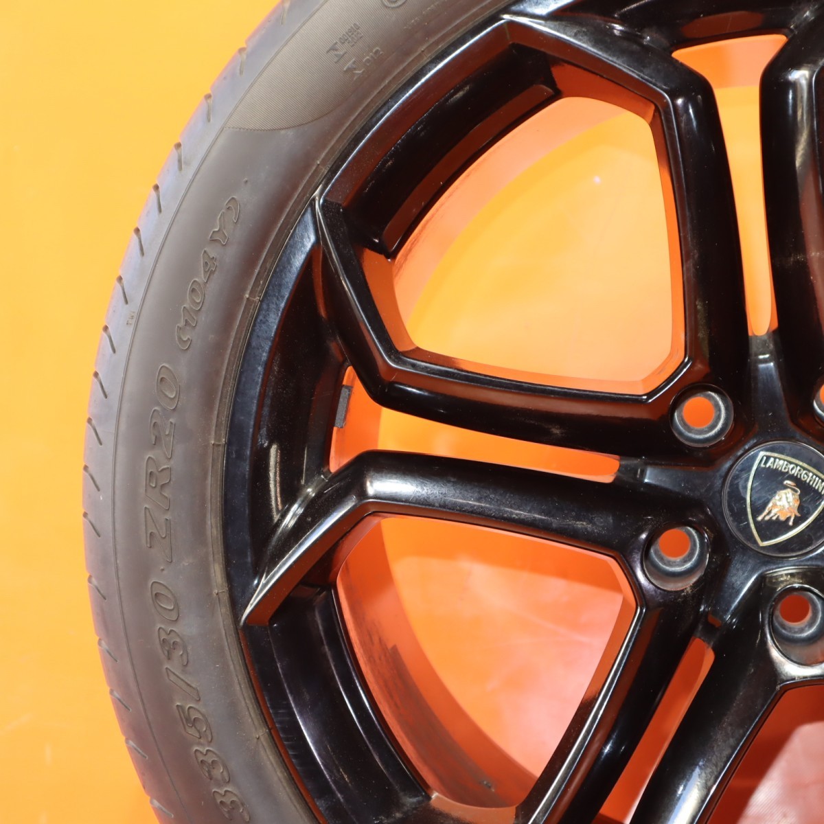 Lamborghini Aventador 2012-2016 Rear Wheel P/N 470601025A