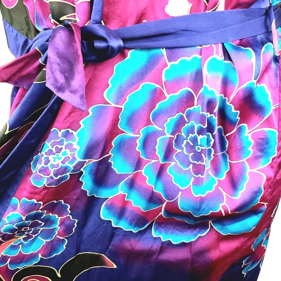 Bata de Seda Floral Lujo Ombre Magenta Capas Look Extra M Foto 4 de 4