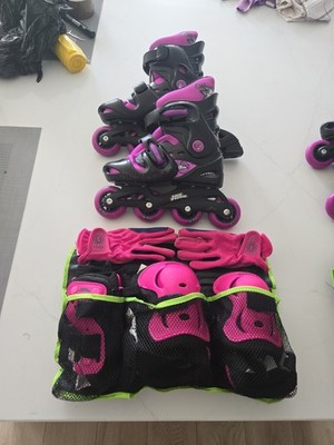 Rollerblades mit Schutzpaket UK Größe c10-c13