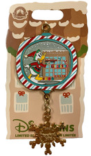 Disney Park 2022 Disneyland Hotel Donald Duck dangle Snowflake Pin LE 1500