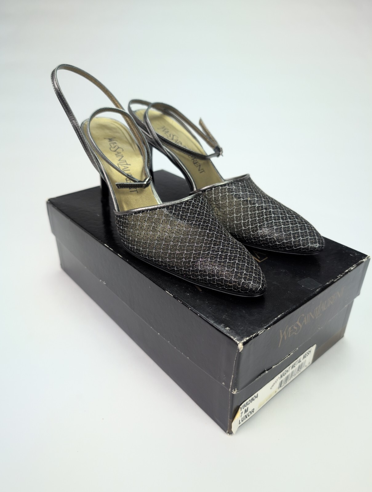 Tacchi a rete nuovi con etichette vintage Yves Saint Laurent donna taglia US 7M Luxor notte metallo YSL