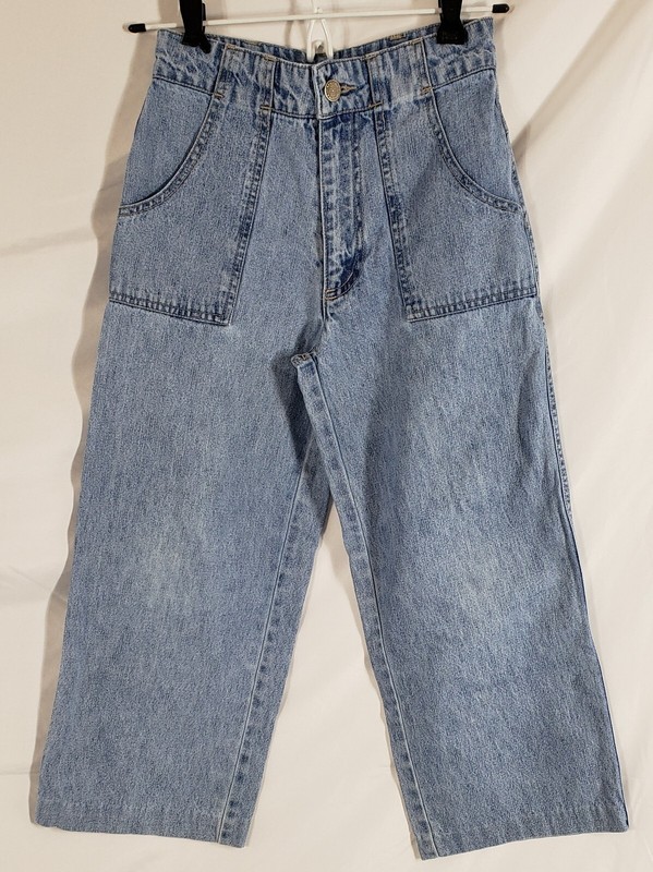Arizona Jean Company Jeans Size 10 Girl's Jeans Inseam 21" Gently Used