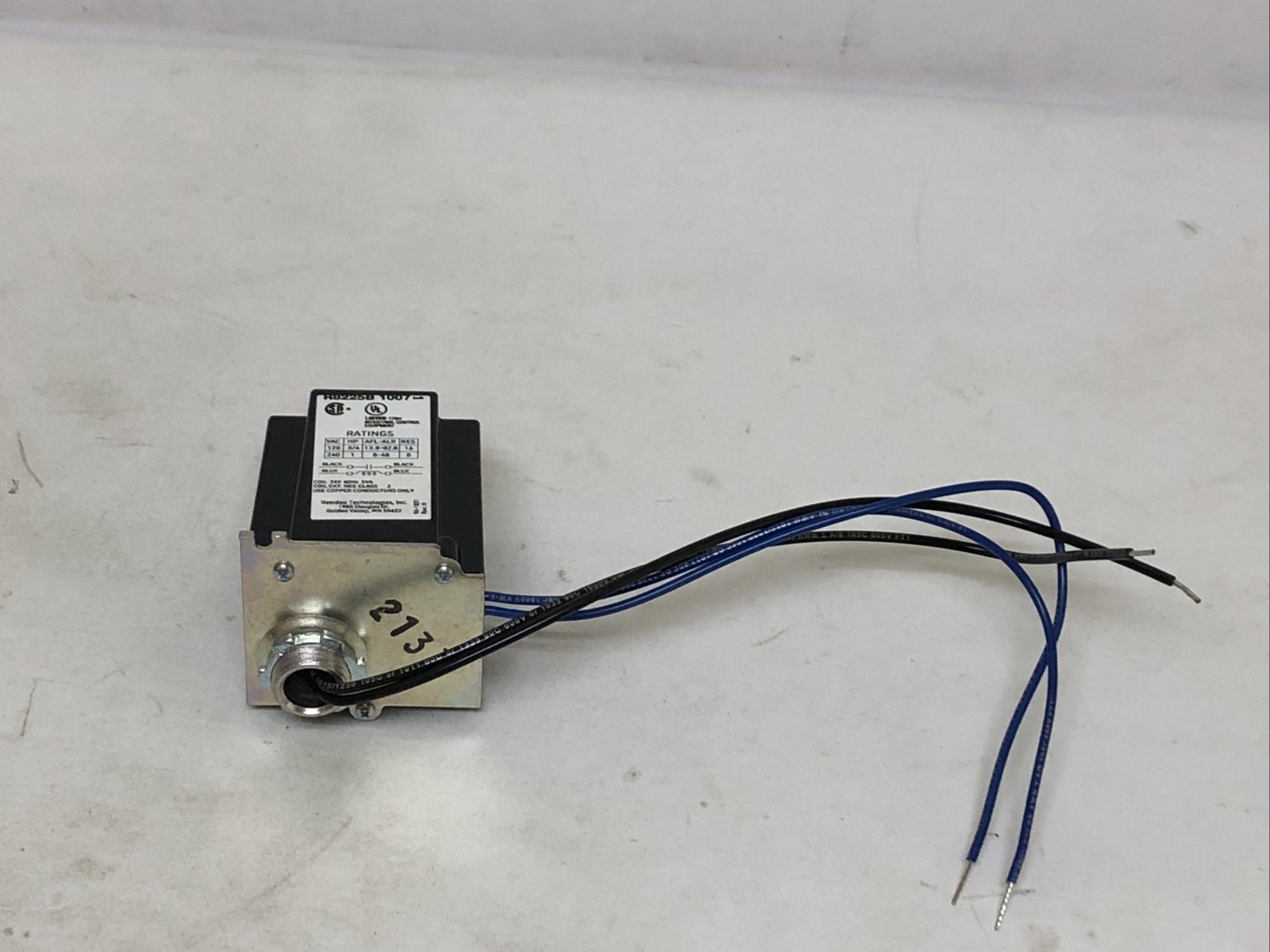 Honeywell Furnace Relay 24 Volt Coil R8225B1007 eBay