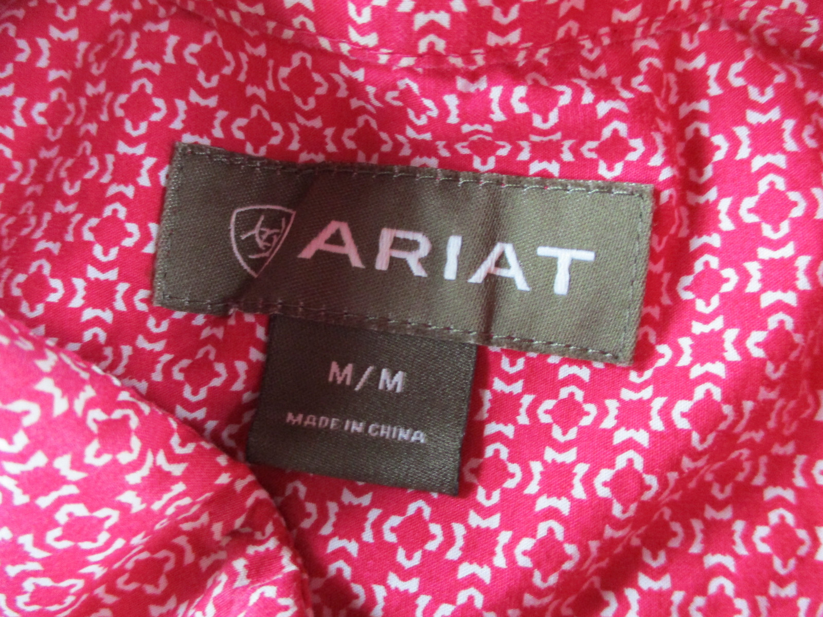 Ariat Shirt Mens Medium Pink Geometric Print Button Up Pocket Cotton