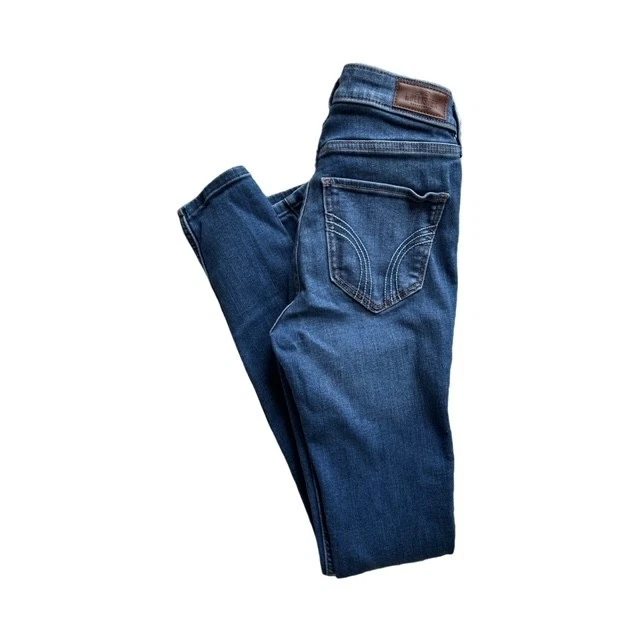 Hollister Jeans XS (25x30) High Rise Super Skinny Denim Jeans - Image 3 of 4