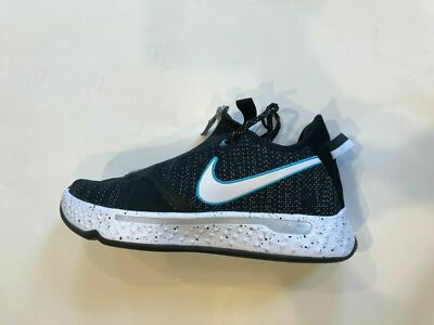 pg 4 black white wolf grey