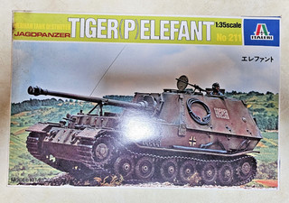 Italeri No 211 1:35 Scale Jagdpanzer Tiger (P) Elefant 1/35 Model Tank Destroyer