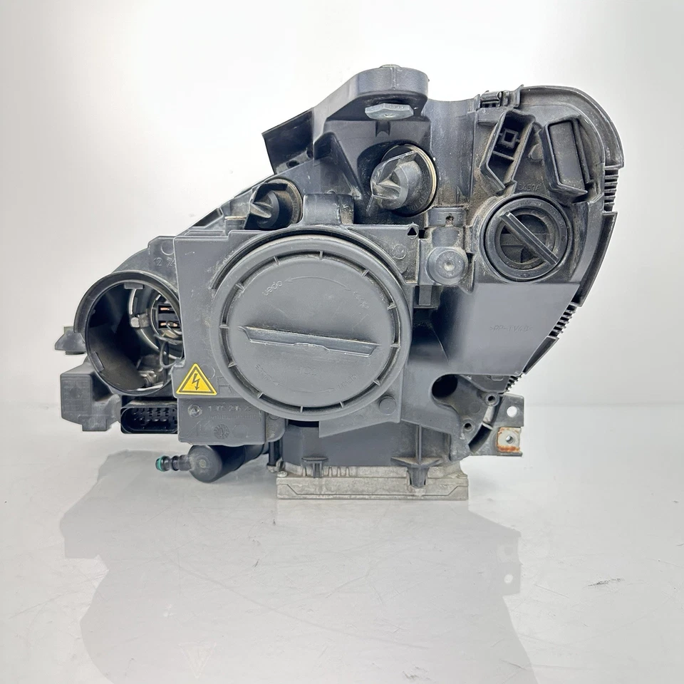 Faro xenón pasajero derecho Mercedes Benz Clase C 2008 2009 2010 2011 OEM Foto 3 de 4