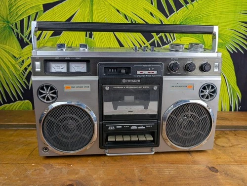 Boombox Hitachi TRK-8155E Boombox Vintage Cassette Recorder 1970s