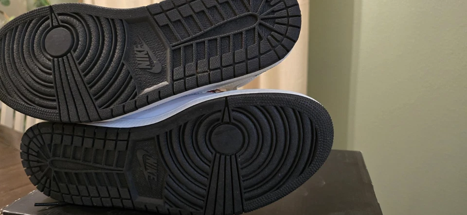 JORDAN 1 VUELO 2 PREM Talla 10 BLANCO/NEGRO-GIMNASIO ROJO 640603 101 Foto 2 de 4