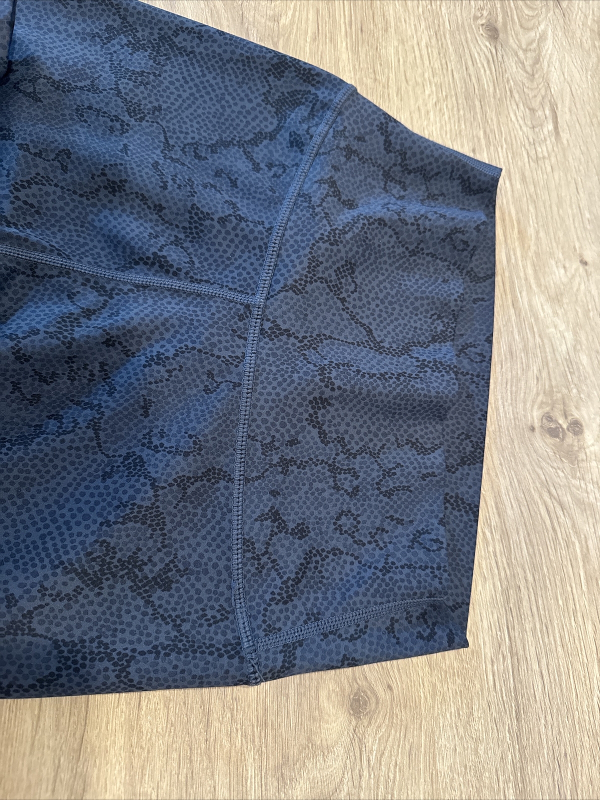 ALLFENIX High waisted Python Charcoal Leggings Ru… - image 5