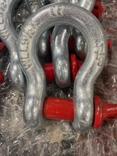 1 1/8" Screw Pin Shackles