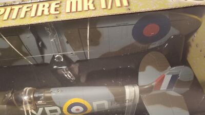 21st Century Toys Spitfire Mk IIa 1:32 Pilot W. Dunn Eagle