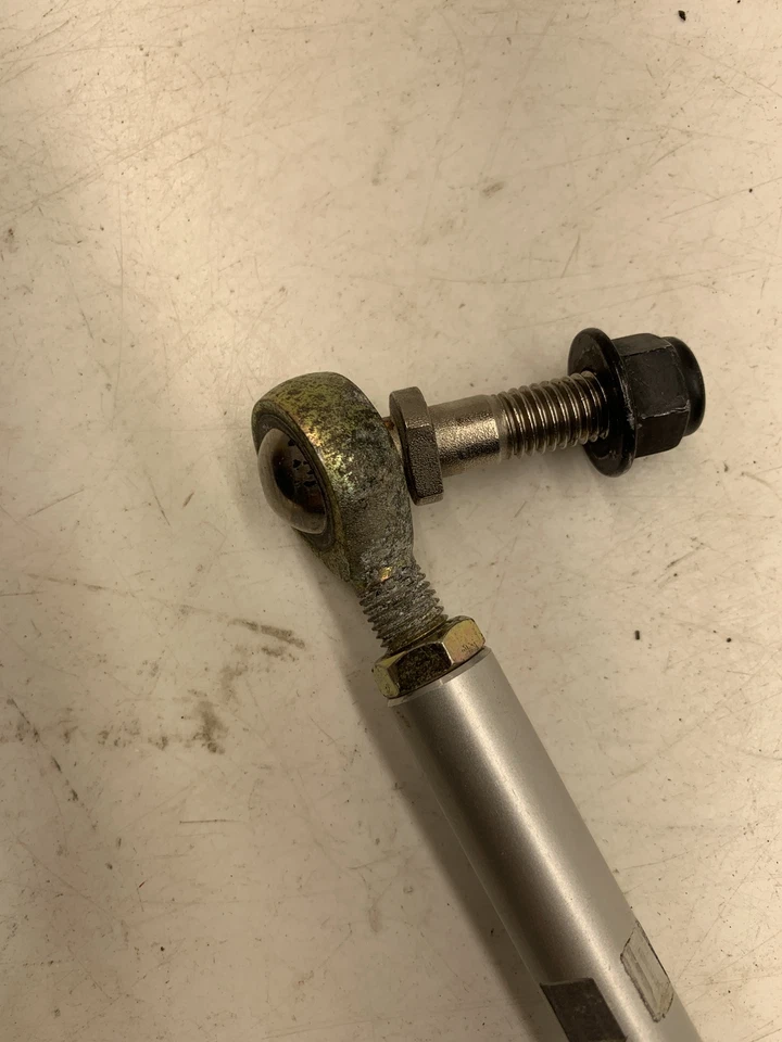 Rod Ass'y | Paquete TNT - 2017 SKI-DOO MXZ 850 TNT Foto 3 de 4