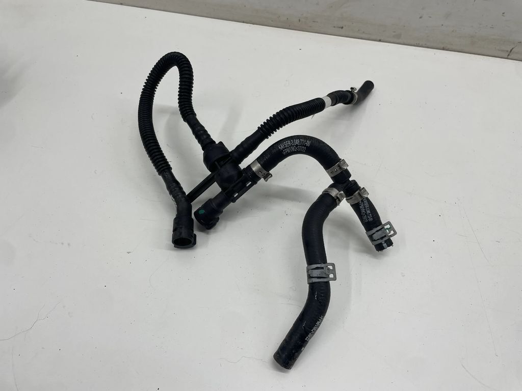 Mercedes-Benz GLA H247 2023 Petrol breather pipe hose A2820184900 