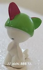POKEMON Sammelfigur TRASLA - RALTS / Figur Pokémon Höhe ca. 3 cm