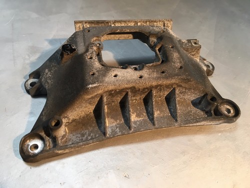 AUDI A4 8K2 Getriebehalter Halterung 8K0399263T