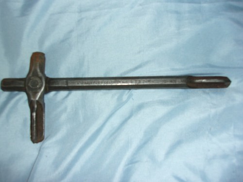 VINTAGE AP MUFFLER REMOVER TOOL NO. 8737 - PAT. NO. 138,737 - FAST SHIPPING!!!!!