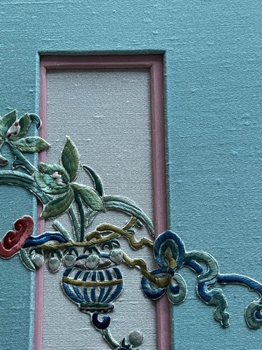 Bordado chino antiguo enmarcado textil de la dinastía Qing procedencia - Imagen 3 de 9